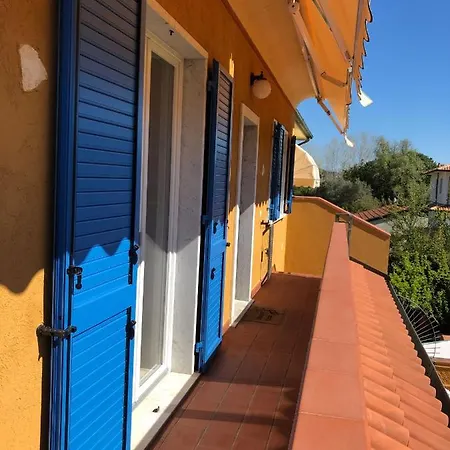 Sunflower Casa vacanze Carrara